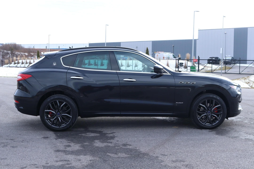 2018 Maserati Levante - Image 3 of 31