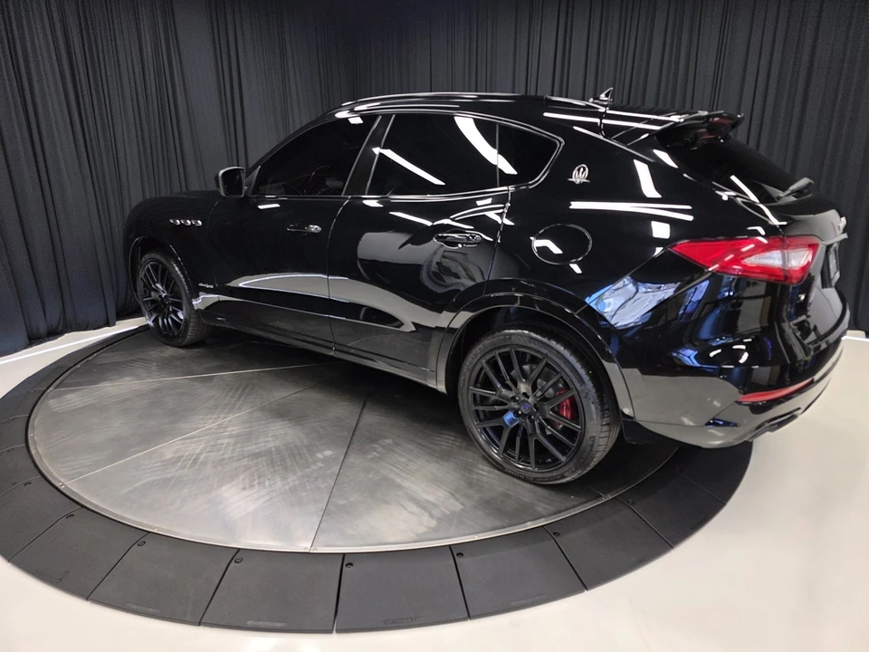 2018 Maserati Levante - Image 9 of 12
