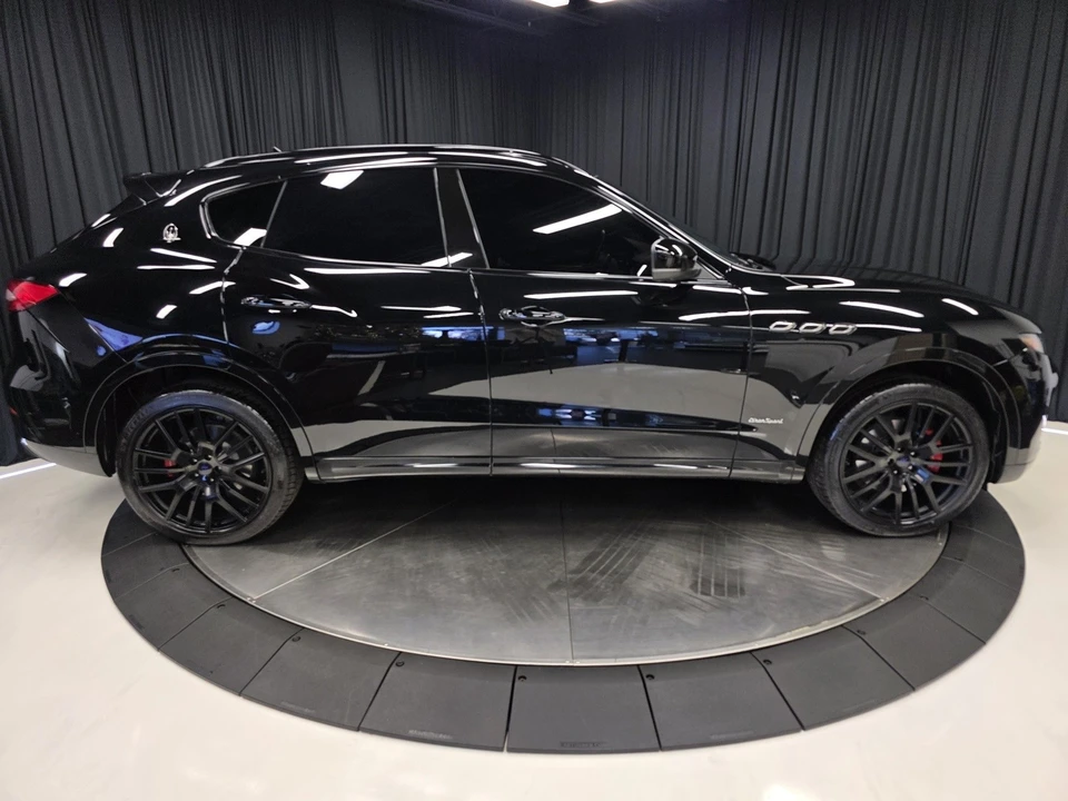 2018 Maserati Levante - Image 12 of 12