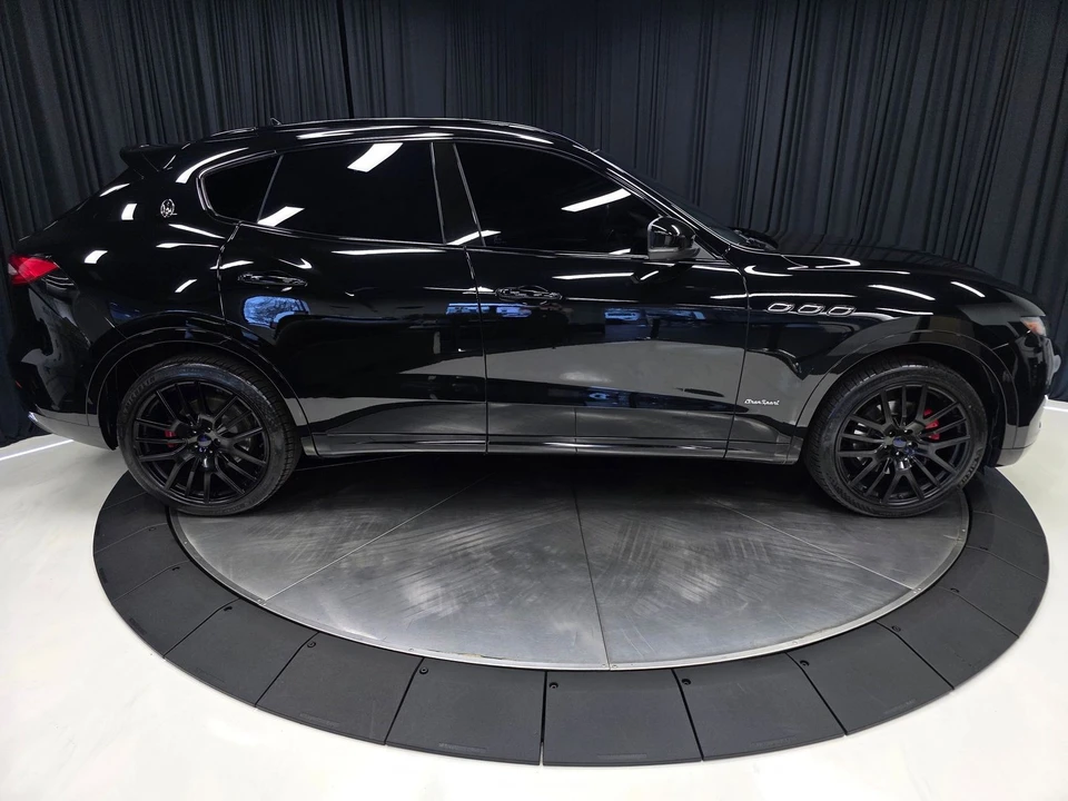2018 Maserati Levante - Image 12 of 21