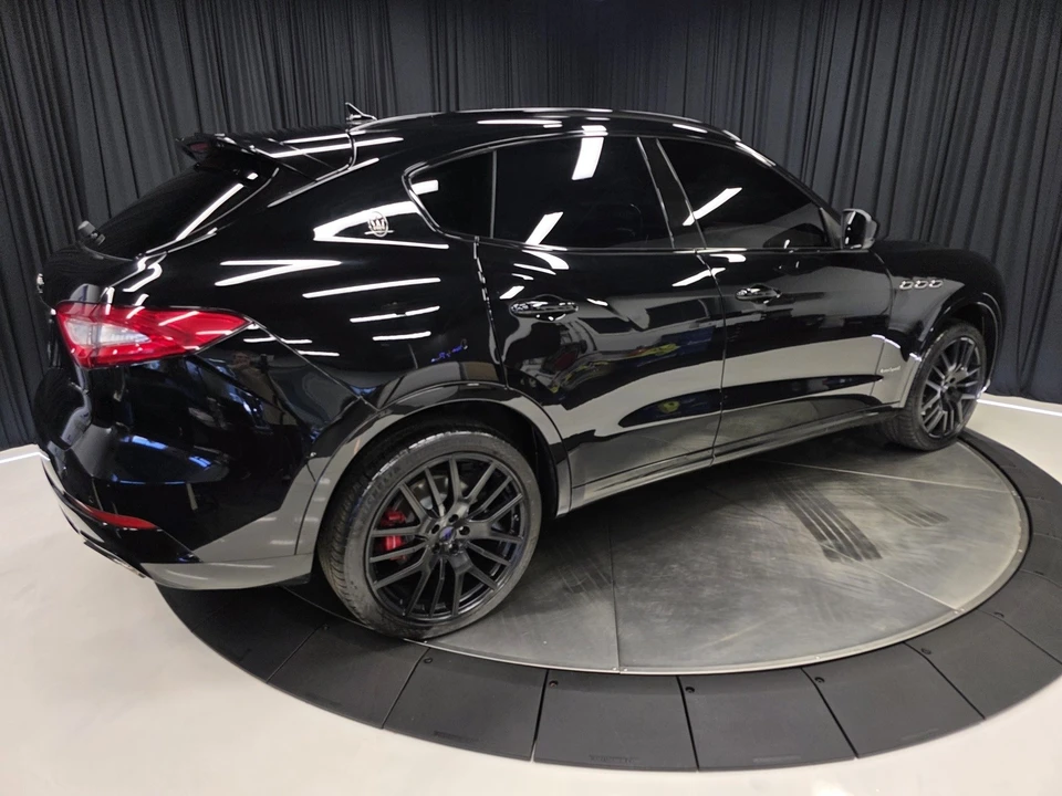 2018 Maserati Levante - Image 11 of 12