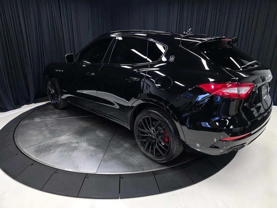 2018 Maserati Levante - Image 9 of 21