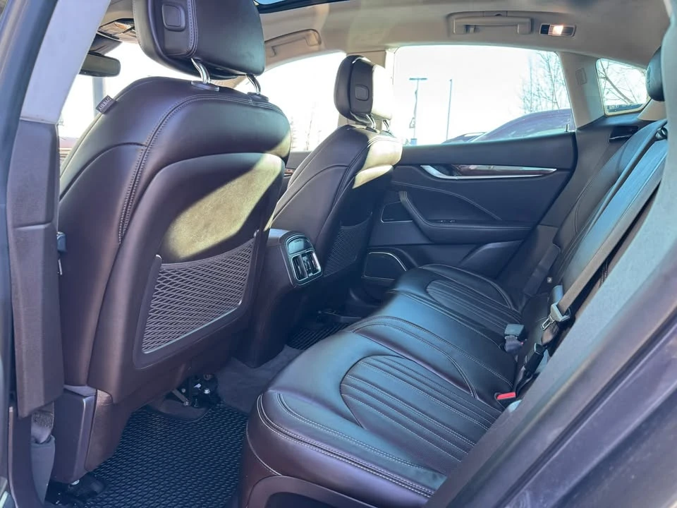 2018 Maserati Levante - Image 9 of 17