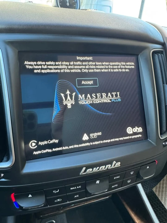 2018 Maserati Levante - Image 12 of 17