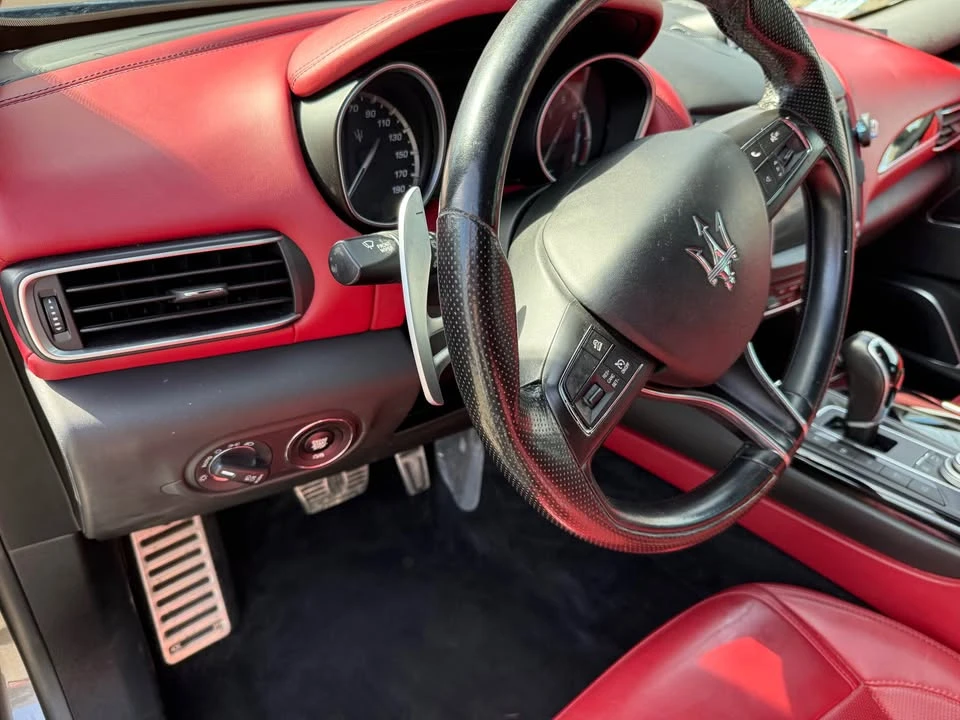 2018 Maserati Levante - Image 8 of 16