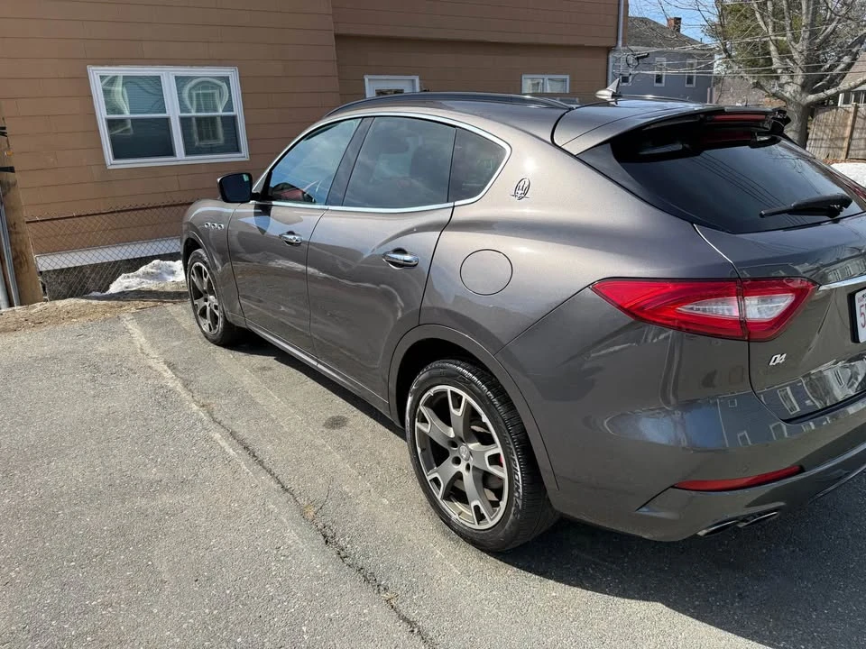 2018 Maserati Levante - Image 5 of 16