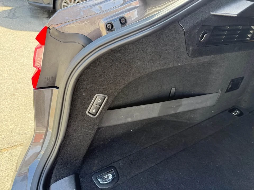 2018 Maserati Levante - Image 16 of 16