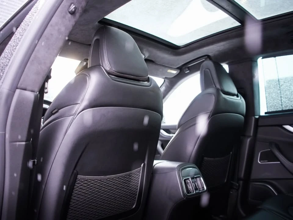 2018 Maserati Levante - Image 17 of 19