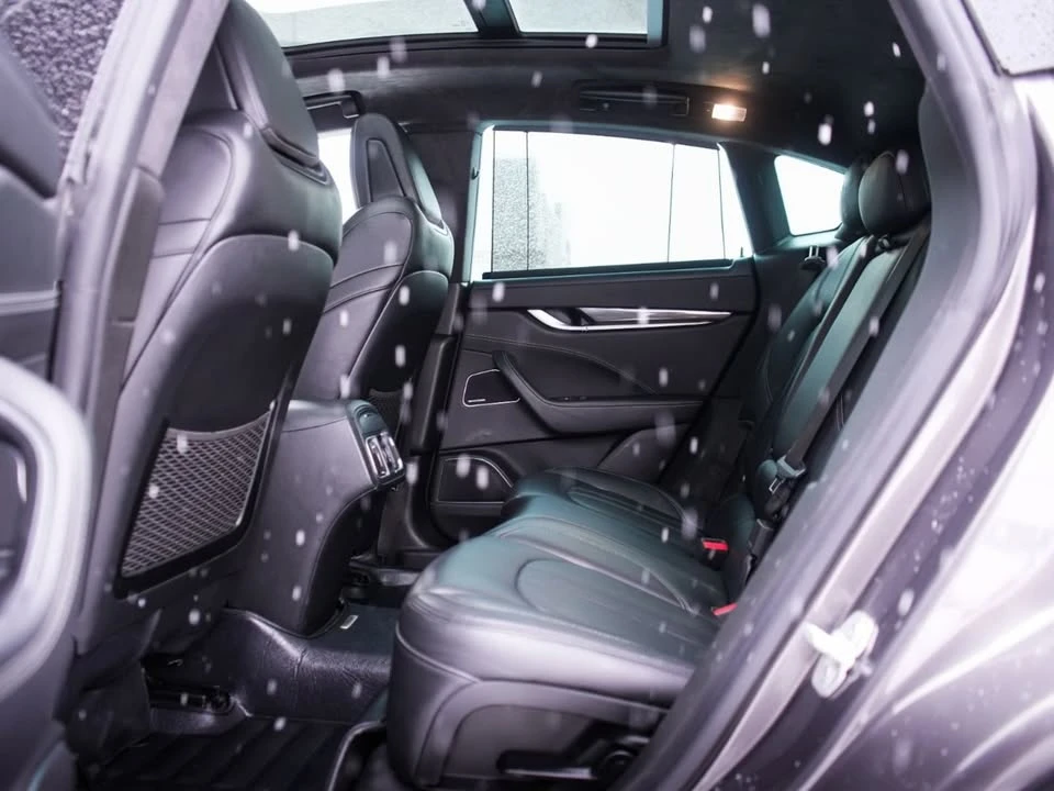 2018 Maserati Levante - Image 16 of 19