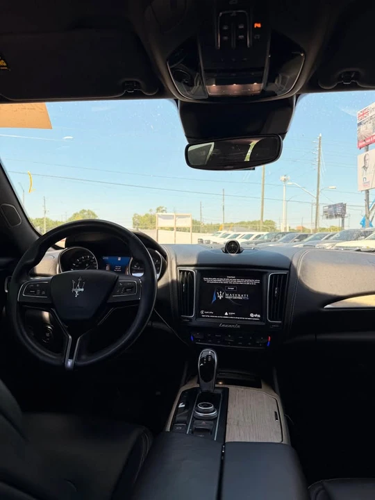 2018 Maserati Levante - Image 11 of 13