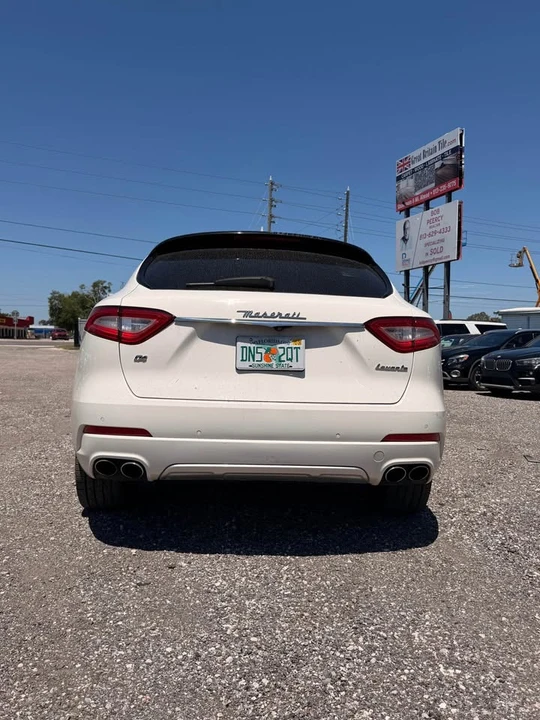 2018 Maserati Levante - Image 6 of 13