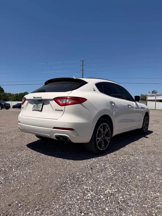 2018 Maserati Levante - Image 5 of 13