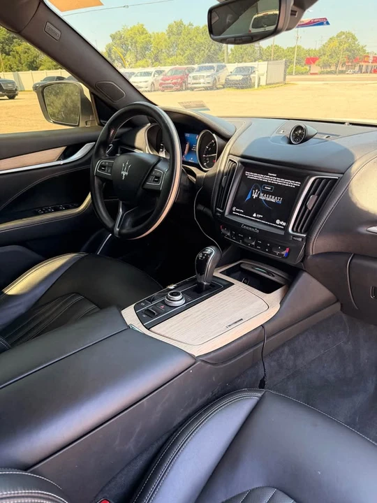 2018 Maserati Levante - Image 12 of 13
