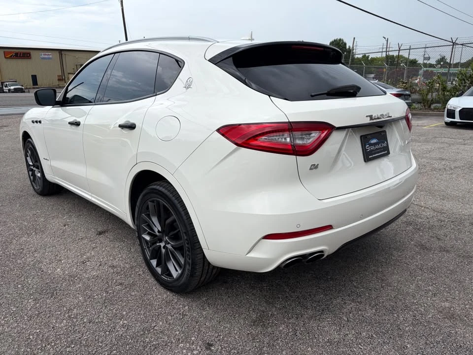 2018 Maserati Levante - Image 7 of 16