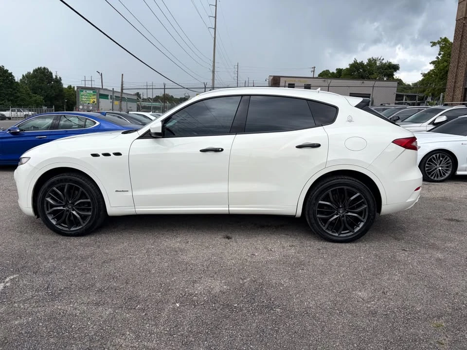 2018 Maserati Levante - Image 8 of 16