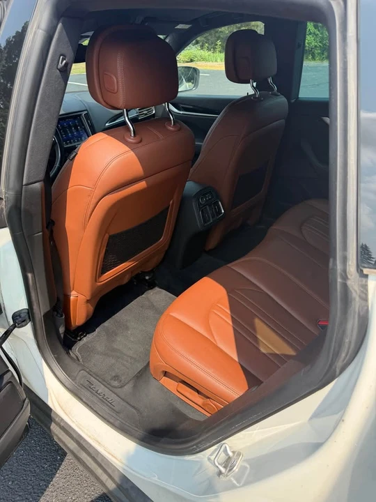 2018 Maserati Levante - Image 10 of 16