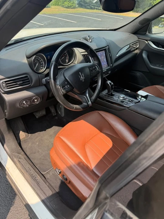 2018 Maserati Levante - Image 9 of 16