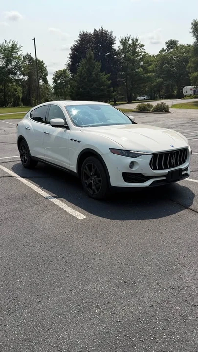 2018 Maserati Levante - Image 8 of 16