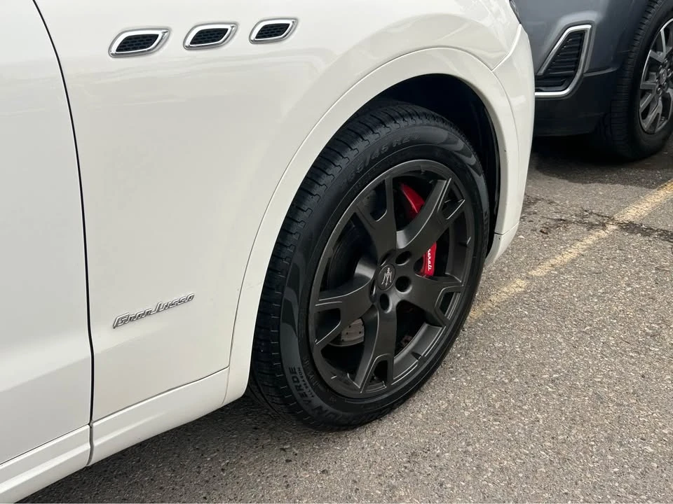 2018 Maserati Levante - Image 11 of 20