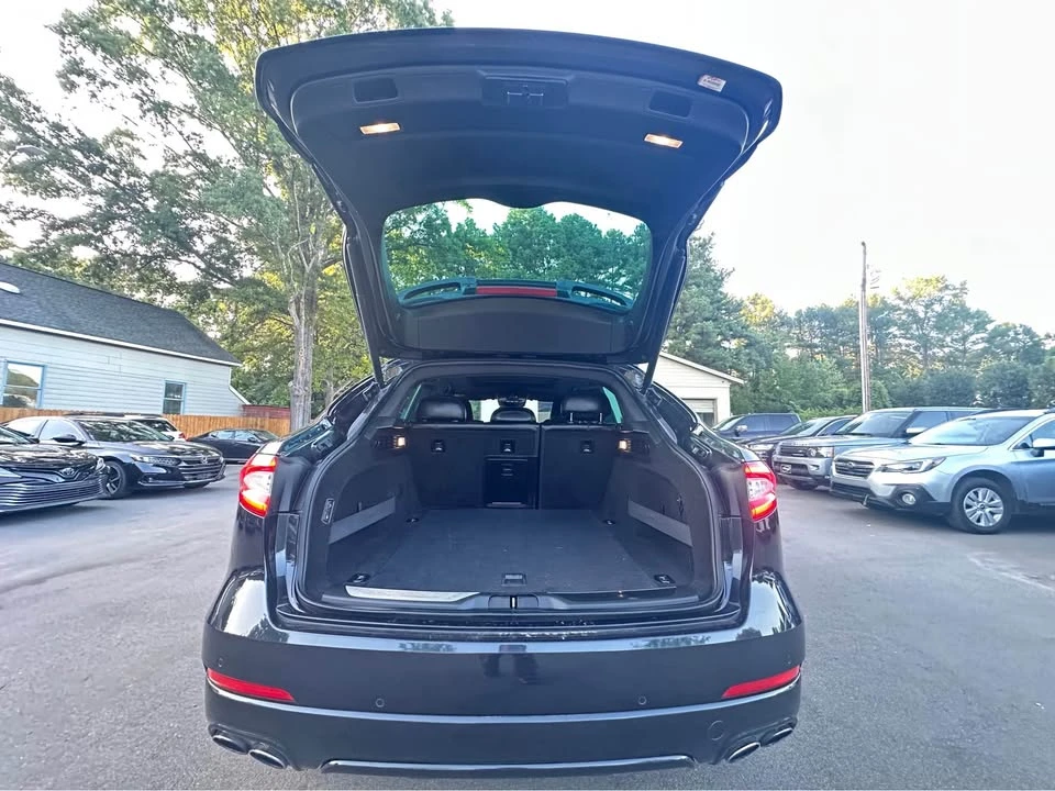 2018 Maserati Levante - Image 5 of 17