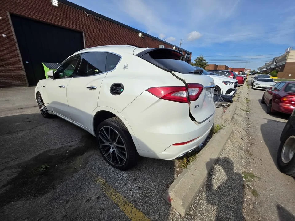 2018 Maserati Levante - Image 3 of 15