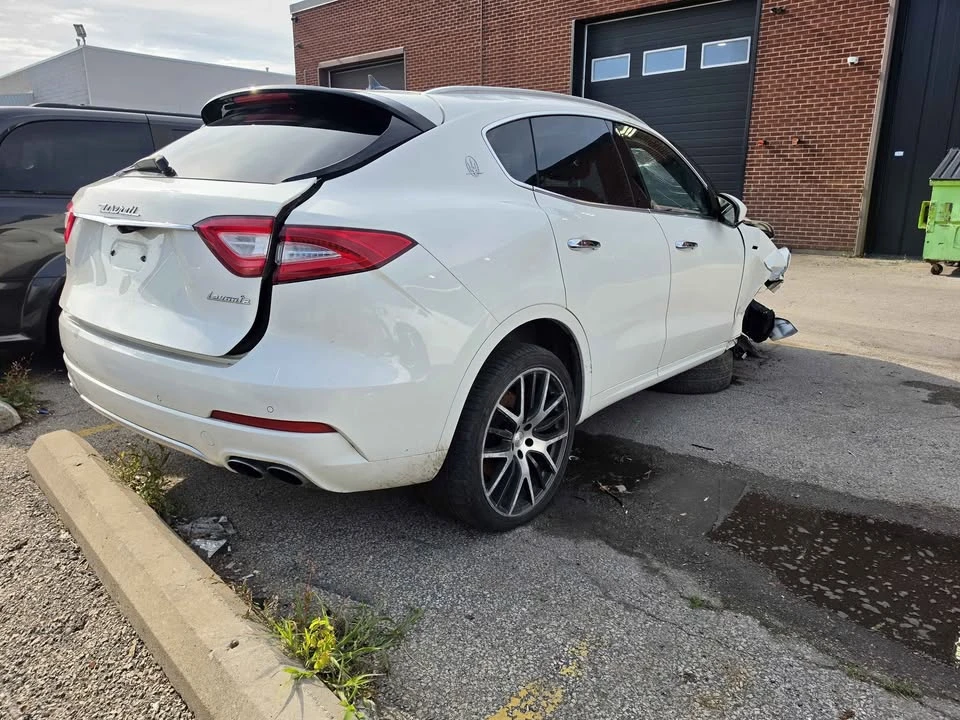 2018 Maserati Levante - Image 5 of 15