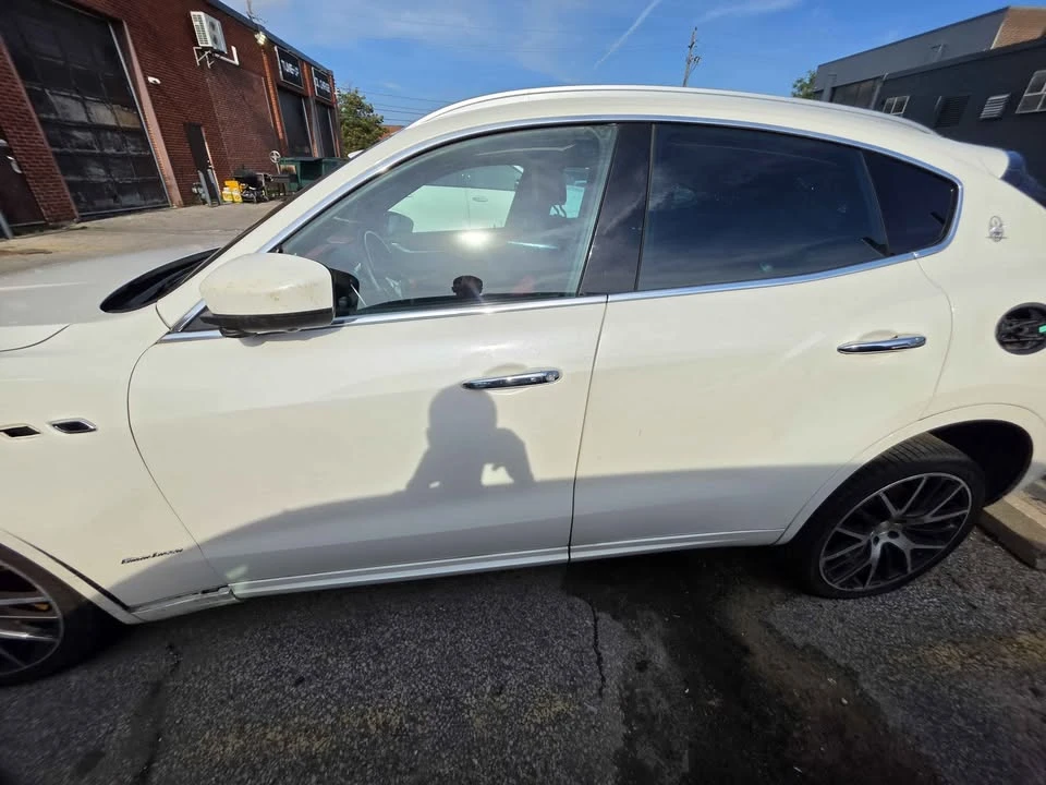2018 Maserati Levante - Image 2 of 15
