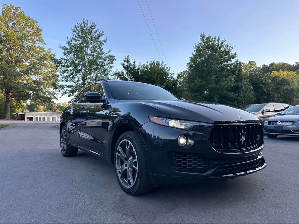2018 Maserati Levante - Image 2 of 17