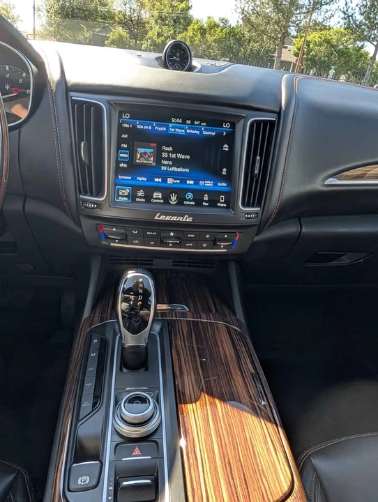 2018 Maserati Levante - Image 15 of 18