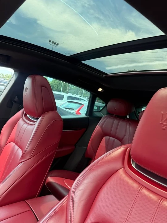 2018 Maserati Levante - Image 8 of 8