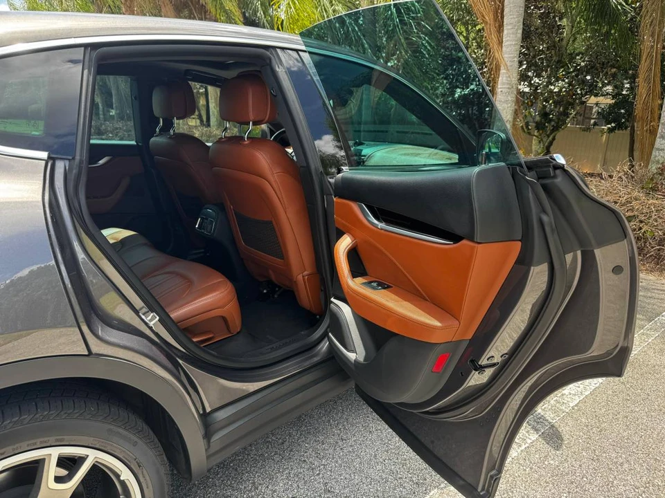 2018 Maserati Levante - Image 5 of 11