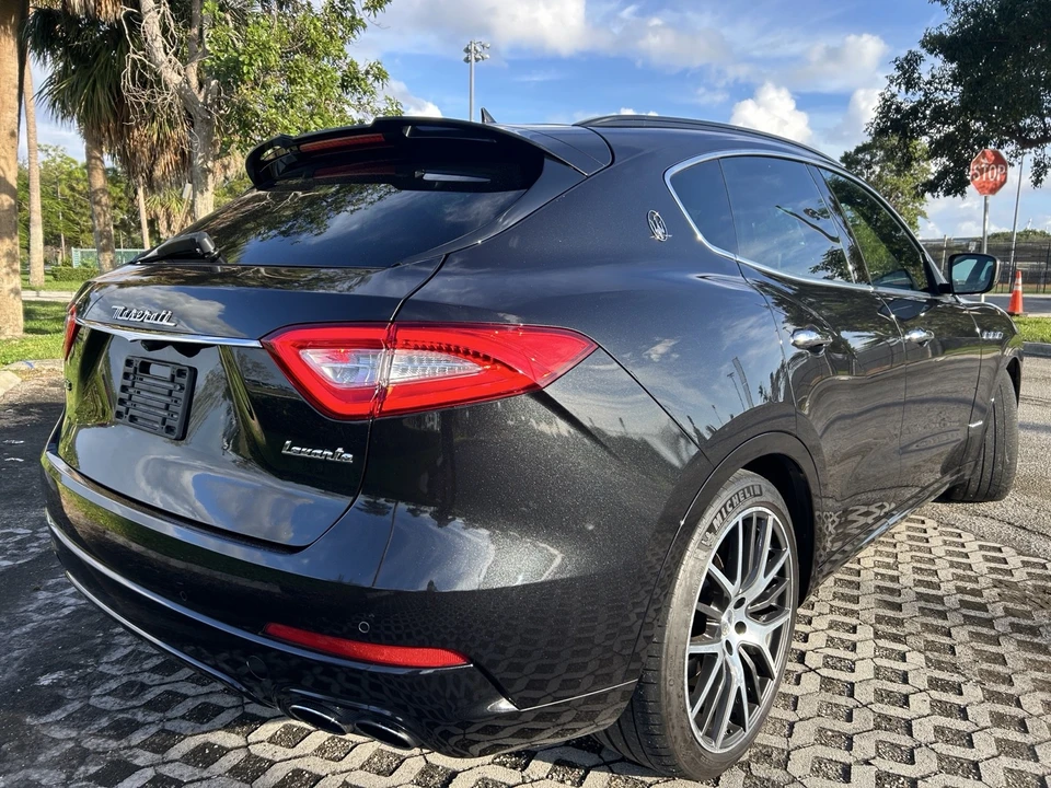 2018 Maserati Levante - Image 14 of 21