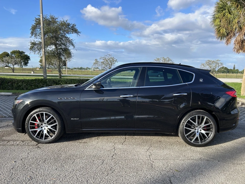2018 Maserati Levante - Image 6 of 31