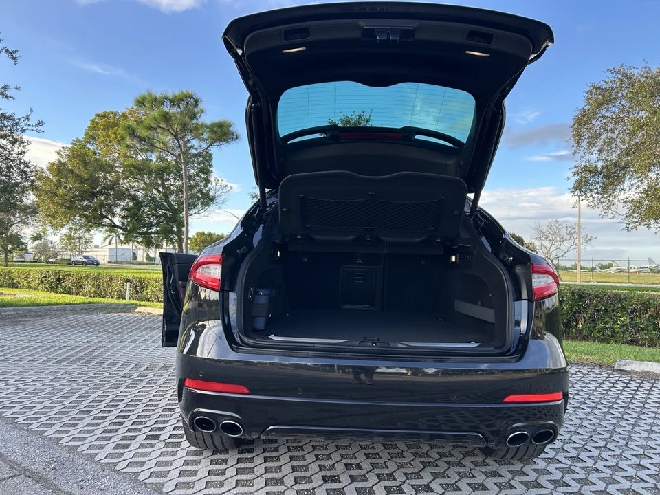 2018 Maserati Levante - Image 29 of 31
