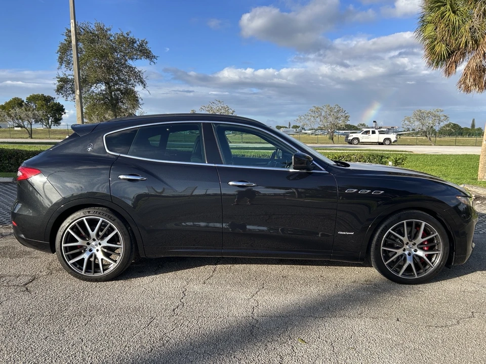 2018 Maserati Levante - Image 16 of 21