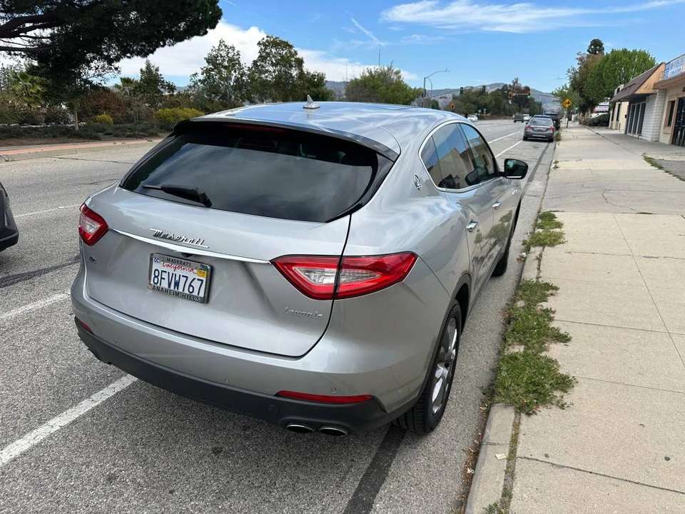 2018 Maserati Levante - Image 2 of 9