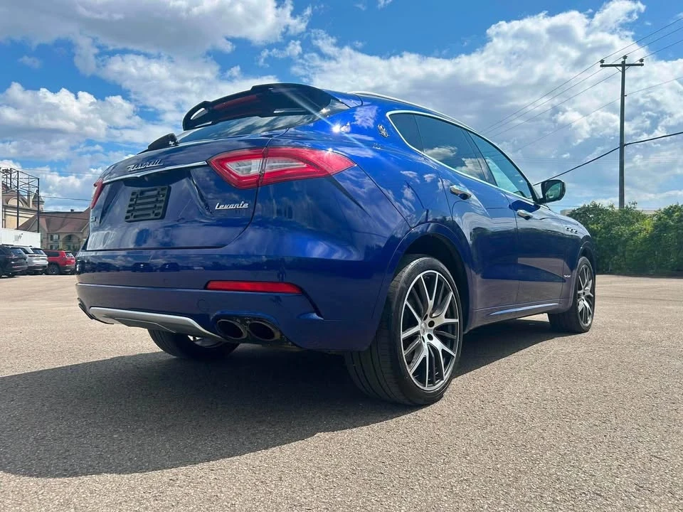 2018 Maserati Levante - Image 2 of 19