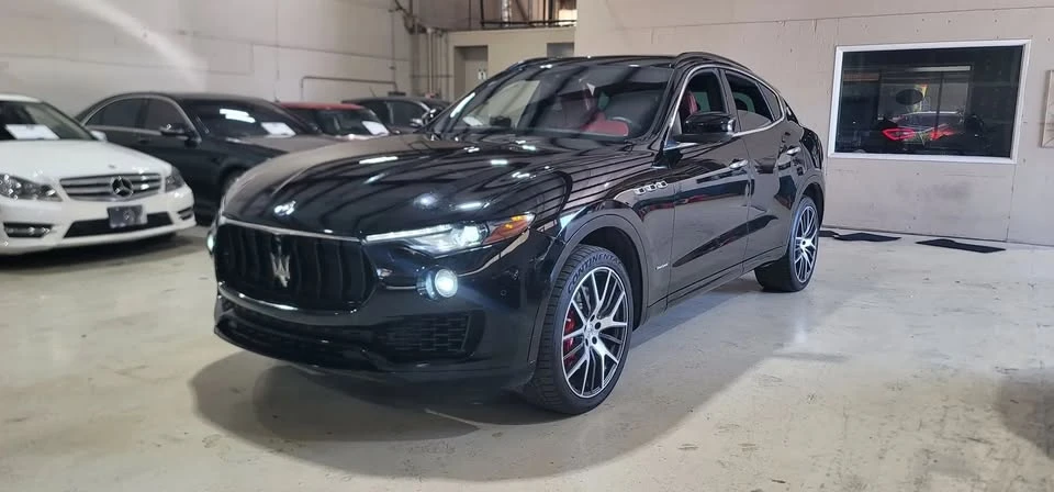 2018 Maserati Levante - Image 2 of 17