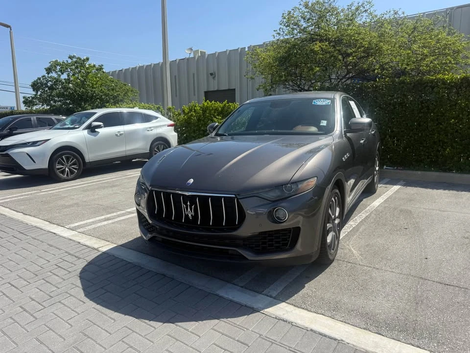 2018 Maserati Levante - Image 2 of 5