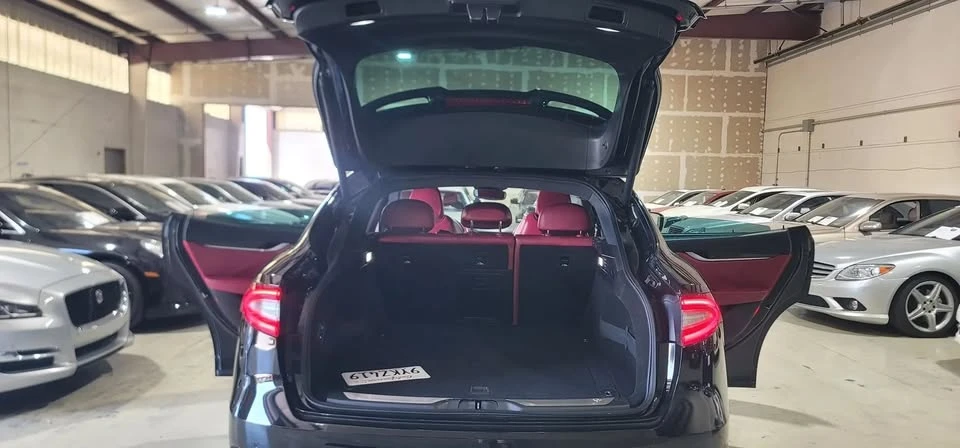 2018 Maserati Levante - Image 15 of 17