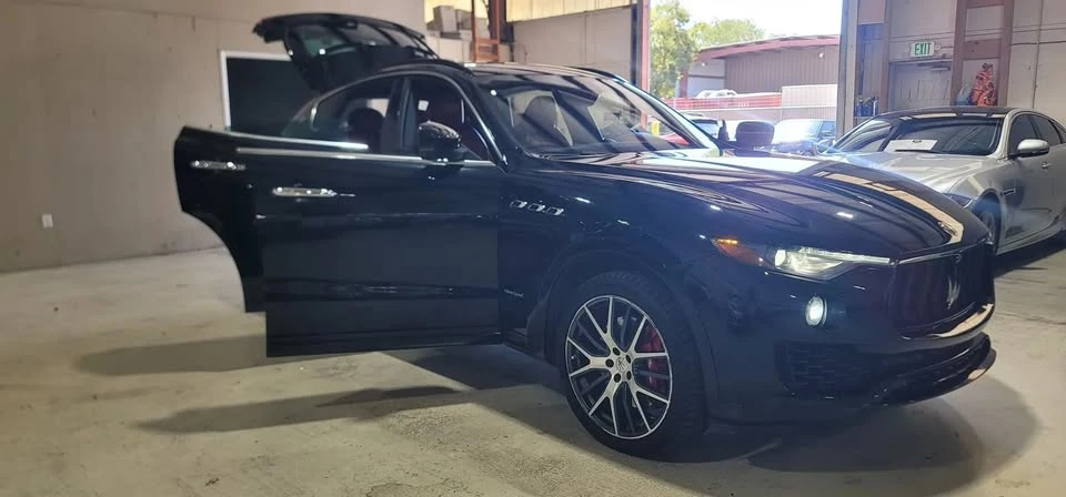 2018 Maserati Levante - Image 16 of 17