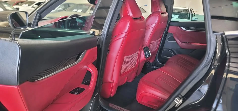 2018 Maserati Levante - Image 3 of 17