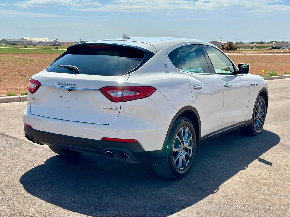 2018 Maserati Levante - Image 7 of 17