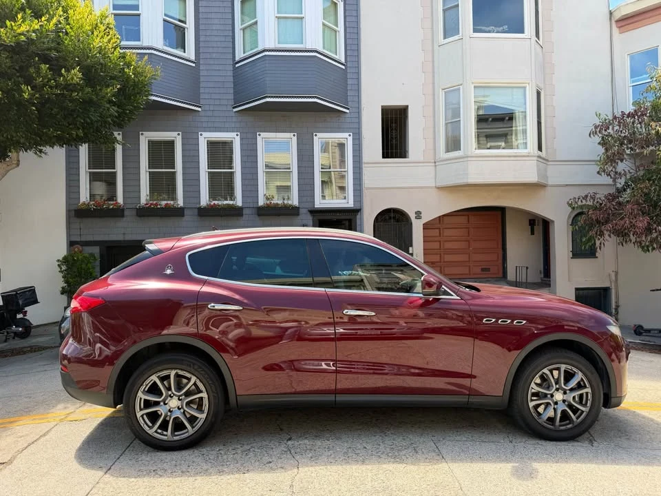 2018 Maserati Levante - Image 4 of 11
