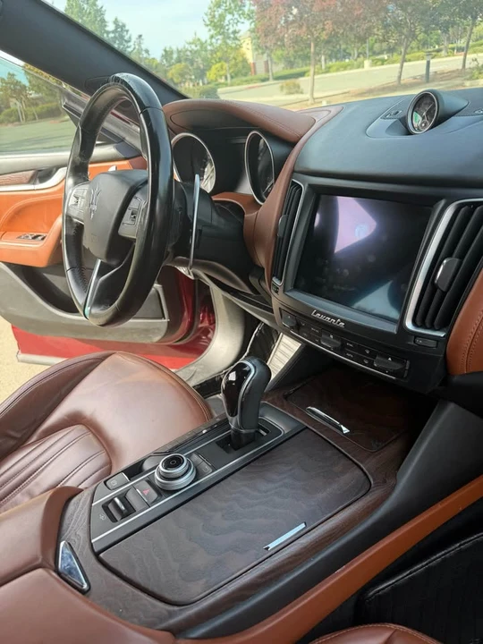2018 Maserati Levante - Image 7 of 11