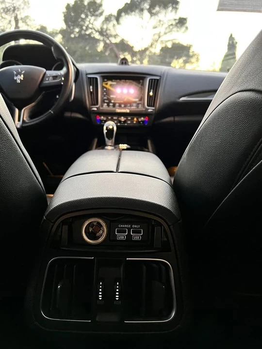 2018 Maserati Levante - Image 8 of 14