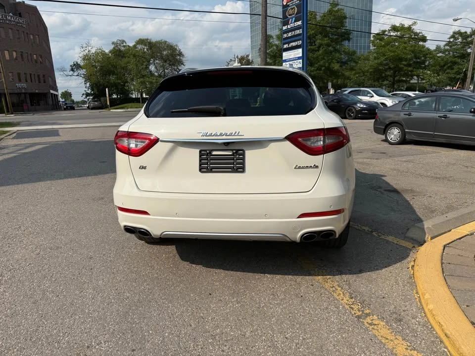 2018 Maserati Levante - Image 4 of 20