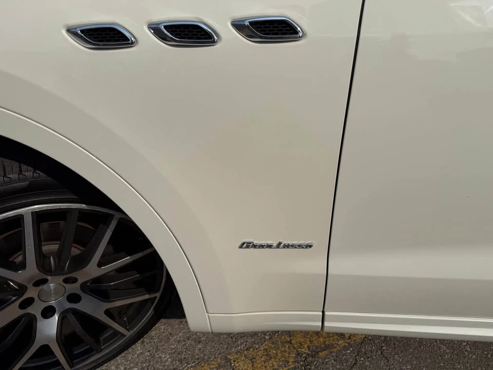 2018 Maserati Levante - Image 9 of 20