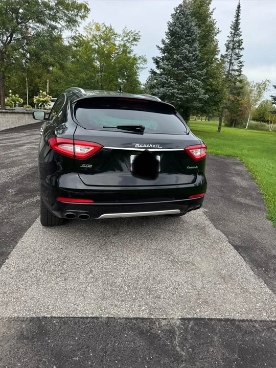 2018 Maserati Levante - Image 8 of 8