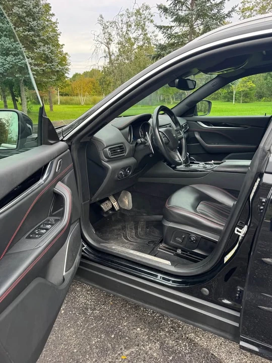 2018 Maserati Levante - Image 5 of 8